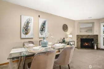 Separate dining area, great for entertaining