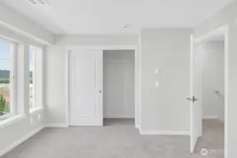 19244 NE 69th Circle Unit 104 ~ Ready Now