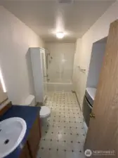 down bath & laundry