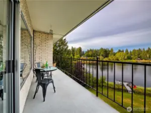 A peaceful retreat, the second balcony provides the perfect setting to relax and take in the lake every day.