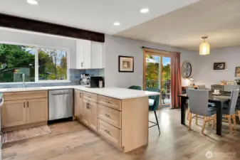 Beautiful engineered hardwoods flow through the living spaces!