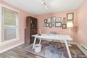 A detached office or art studio & an additional storage shed expand your creative & practical space.