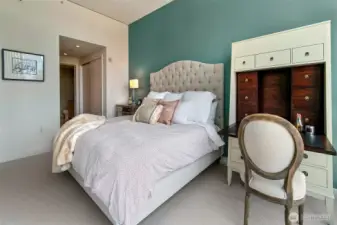 Dreamy room with king size space.