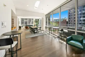 Owner's lounge has a fully equipped kitchen, large dining table and seating areas for bigger entertainment needs.