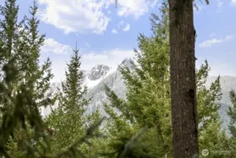 Breathtaking mountain and river views can be enjoyed from nearly every room.