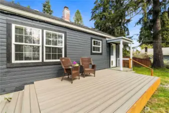 Deck for outdoor entertaining