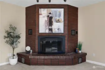 WOOD FIREPLACE WITH FAN/BLOWER