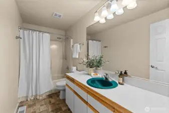 2nd floor full bath