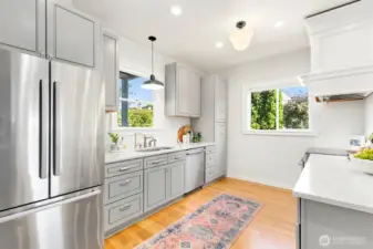 So much storage, updated appliances as well - not just in 2015!
