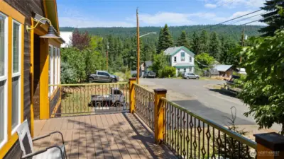 Front deck