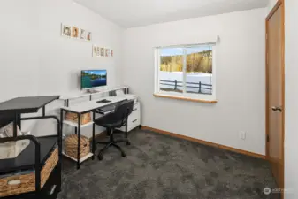 Bedroom #3 or perfect office/den