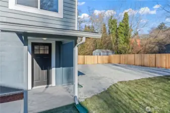 C/Lower Floor: Here is the 1-Bdrm Unit w/Covered Entry. New Front Door!