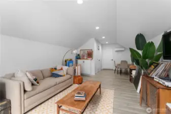 Bonus room
