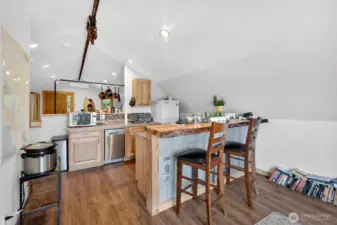 Kitchenette with 2 person bar.