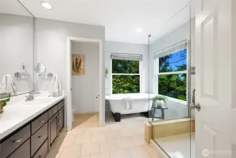 Ensuite.