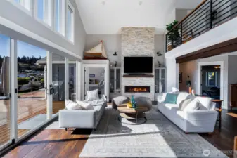 Bright, luxurious main-level living