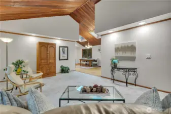 Large rooms and dramatic ceilings...skylites let the "sun shine in"!