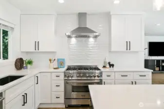 A delightful inspiring chefs kitchen for those wonderful meal preperations.