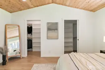 Another view looking to double walk in closet in primary bedroom.
