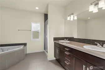 5 piece primary bath with soaking tub