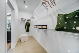 walk in closet