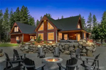 Picture evenings under the stars, gathered around a fire, soaking in the calm and serenity of this mountain getaway.
