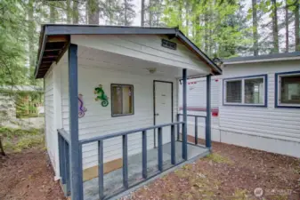 Multi use shed