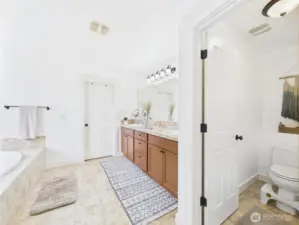 five piece primary bathroom
