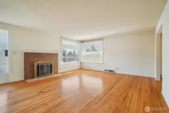 Built with solid bones in the 1950's with classic Seattle style.