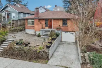 Garage + driveway parking included!