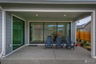 2 walls of multi-slide doors so you can bring the outdoors in on those beautiful sunny days.  Great for entertaining!