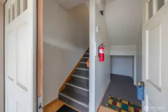 Front entry/common area