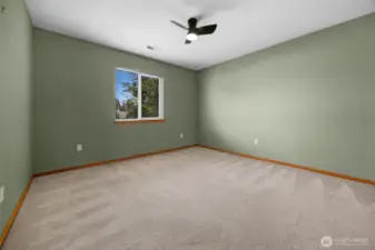 Guest bedroom