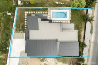 Property Lines are Approximate