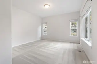 Large well-lit 2nd bedroom