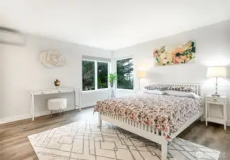 BEDROOM #1