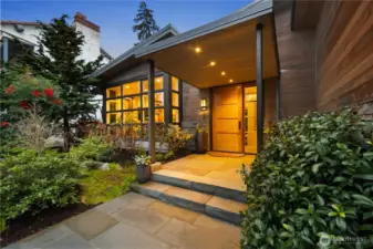 Beautifuly landscaped & hardscaped!