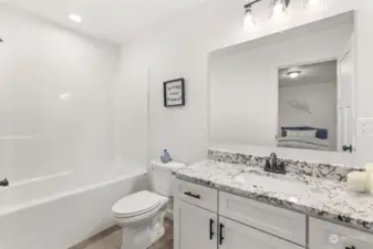 Bathroom off main BR