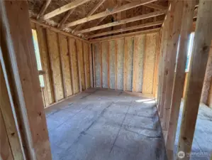 1st guest room