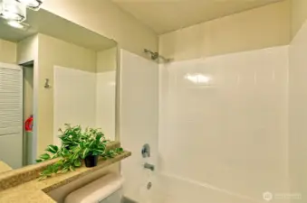 Full bath upstairs