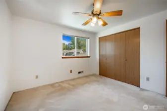 Bedroom #1