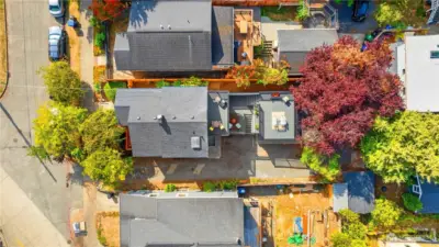 Lot view of home