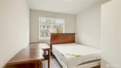 Second upstairs guest bedroom.