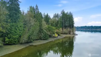 Dreamy PNW views fill your senses, and the calm waters invite a variety of recreation and adventure.