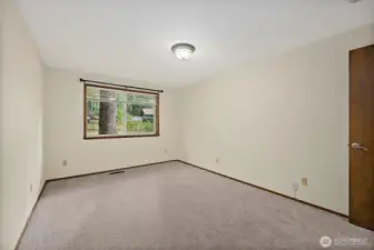 Primary bedroom without virtual staging