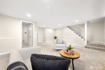 Huge open and bright downstairs bonus room.