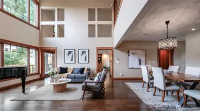 Living room with 20' ceilings