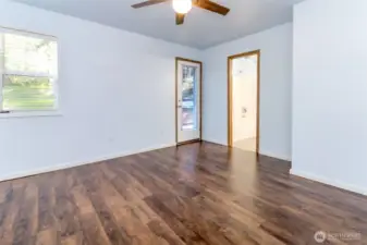 primary with exit
