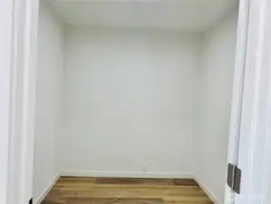 Walking Closet