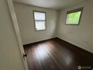 Upstairs Bedroom SE